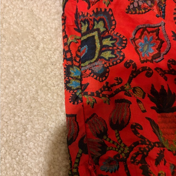 FARM Rio Red Patterned One-Shoulder Crop Top - Picture 6 of 7